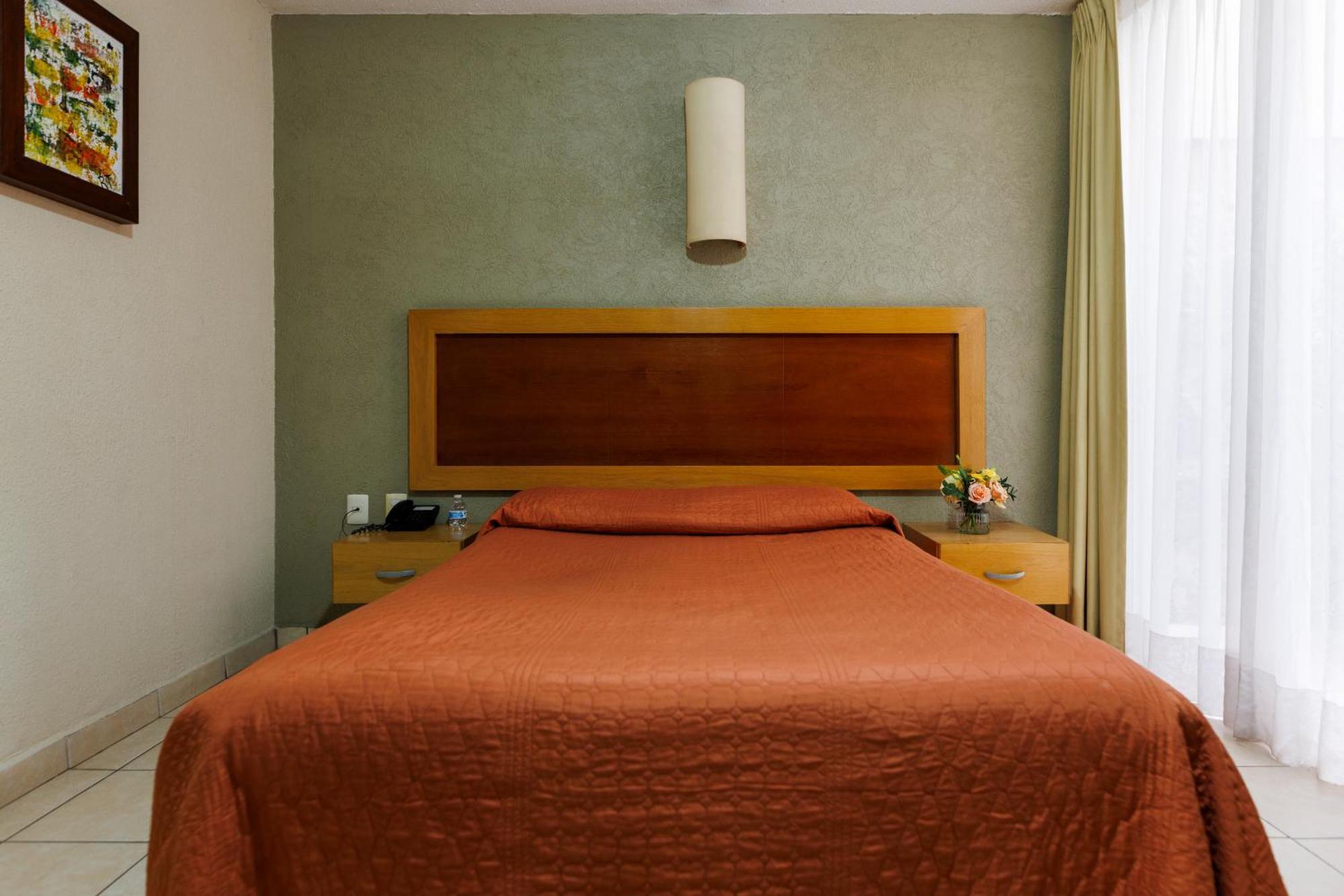 Hotel Qualitel Centro Historico Морелія Екстер'єр фото