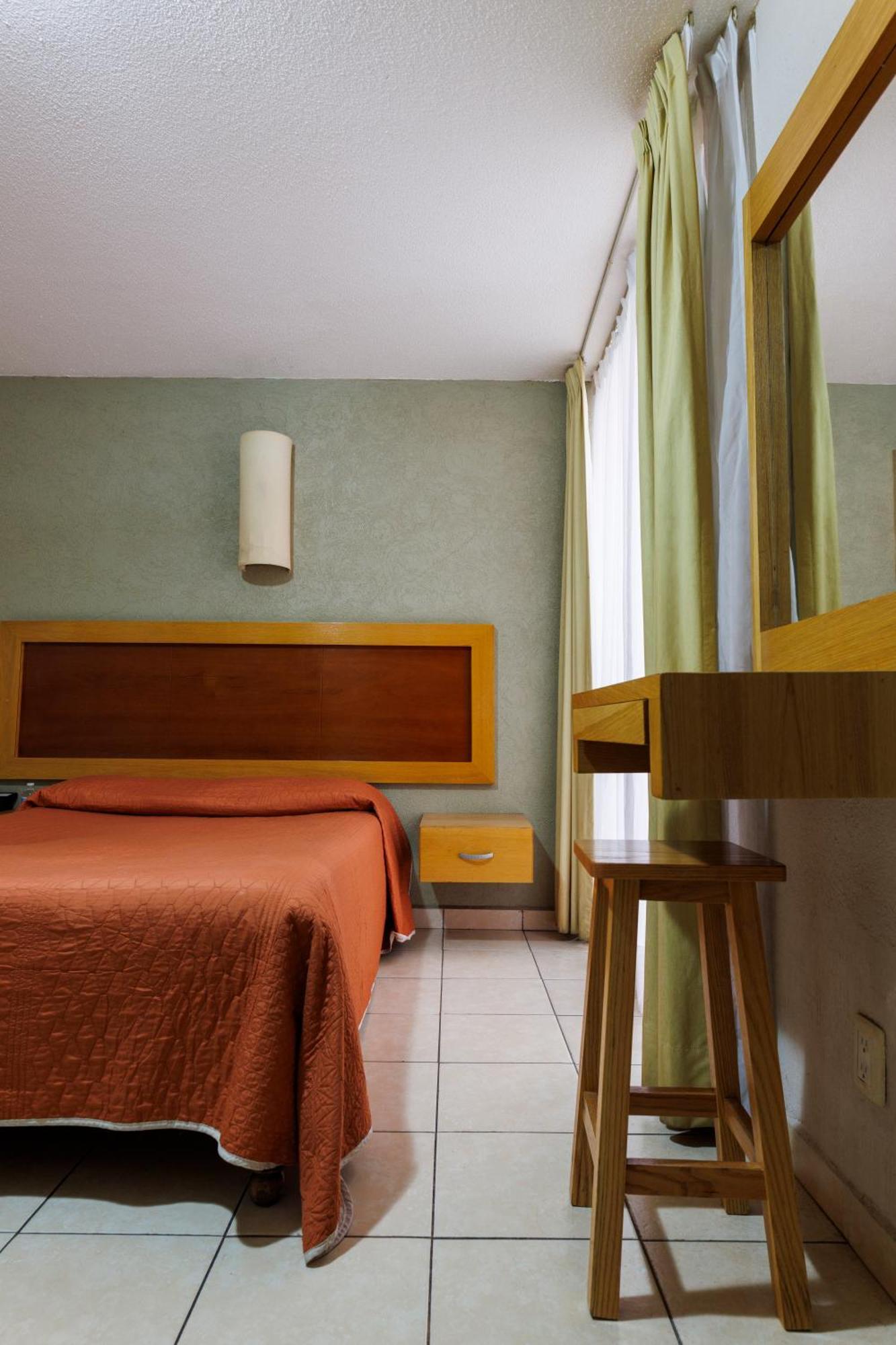 Hotel Qualitel Centro Historico Морелія Екстер'єр фото